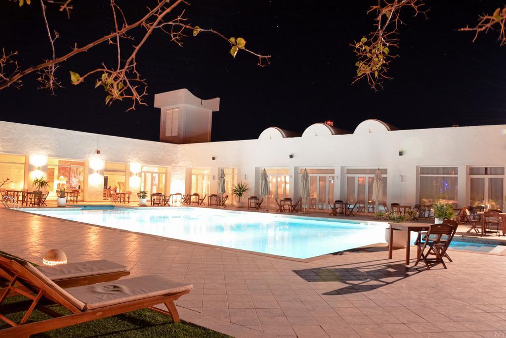 Hotel Les Jardins De Toumana Triffa Esterno foto