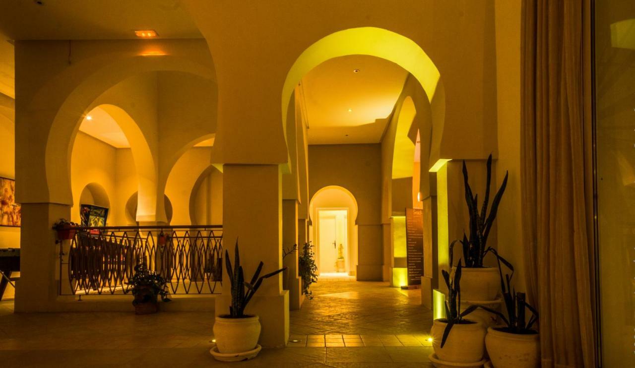 Hotel Les Jardins De Toumana Triffa Esterno foto